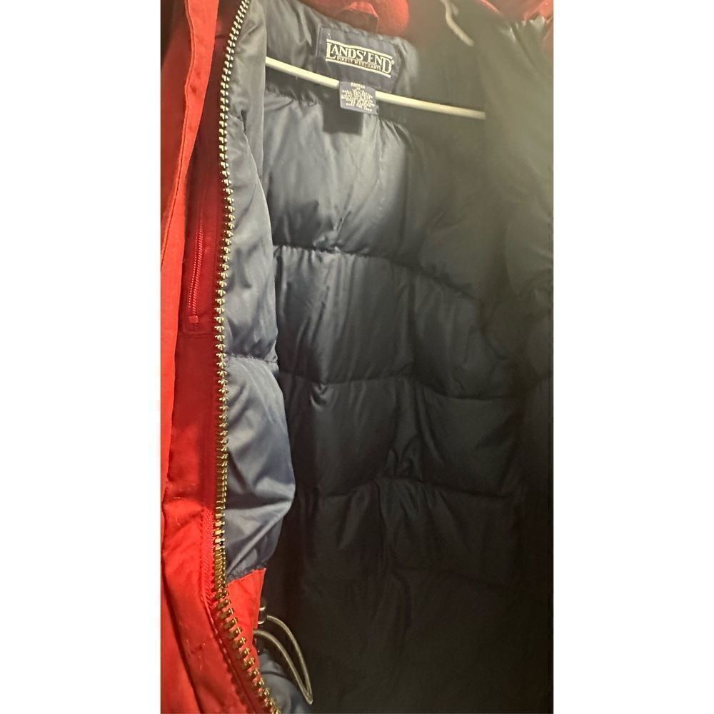Women's Lands' End Red Goose Down Fill Puffer Coat Size Medium With Wear - Picture 6 of 10